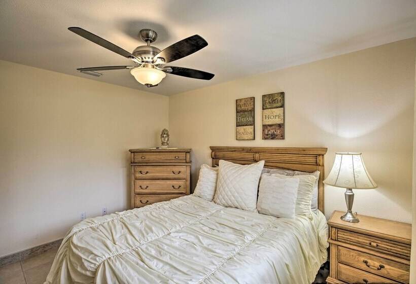 4 Mi To Beach: Coastal Cape Coral Home