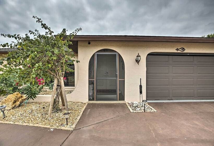 4 Mi To Beach: Coastal Cape Coral Home