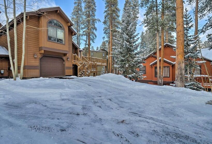 Private Hot Tub + Deck: Breckenridge Abode!