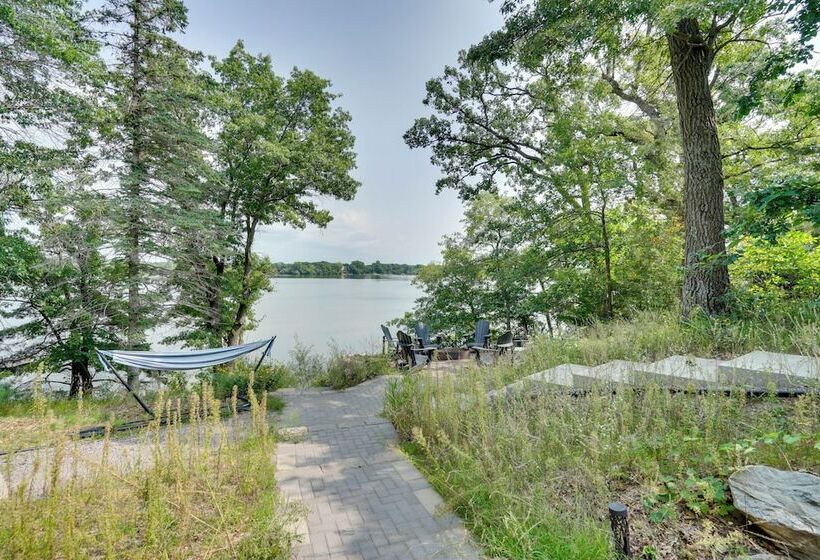 Couples Cabin   Upper Unit With Deck On Eagle Lake