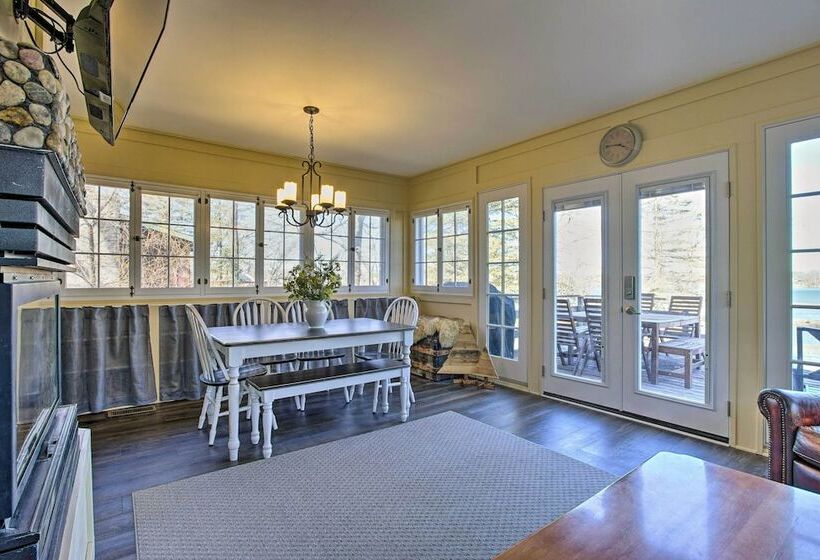 Couples Cabin   Upper Unit With Deck On Eagle Lake