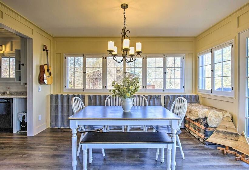 Couples Cabin   Upper Unit With Deck On Eagle Lake