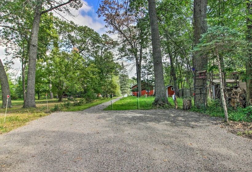 Couples Cabin   Upper Unit With Deck On Eagle Lake