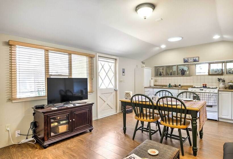 Cozy Arroyo Grande Cottage W/ Patio & Grill!