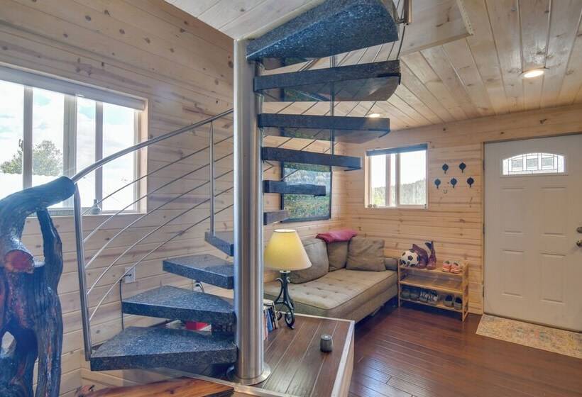 Secluded Jefferson Cabin W/ Deck + Mountain Views!