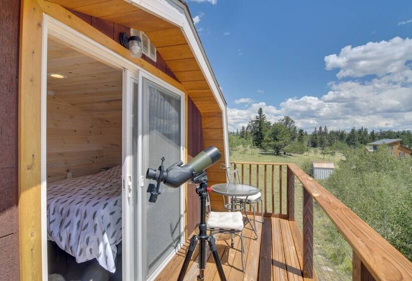 Secluded Jefferson Cabin W/ Deck + Mountain Views!