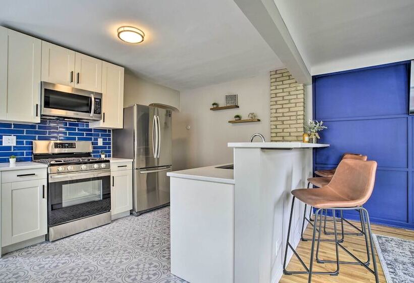 Cozy Home: Wifi, Parking, 5 Mi To Dtwn Mpls!