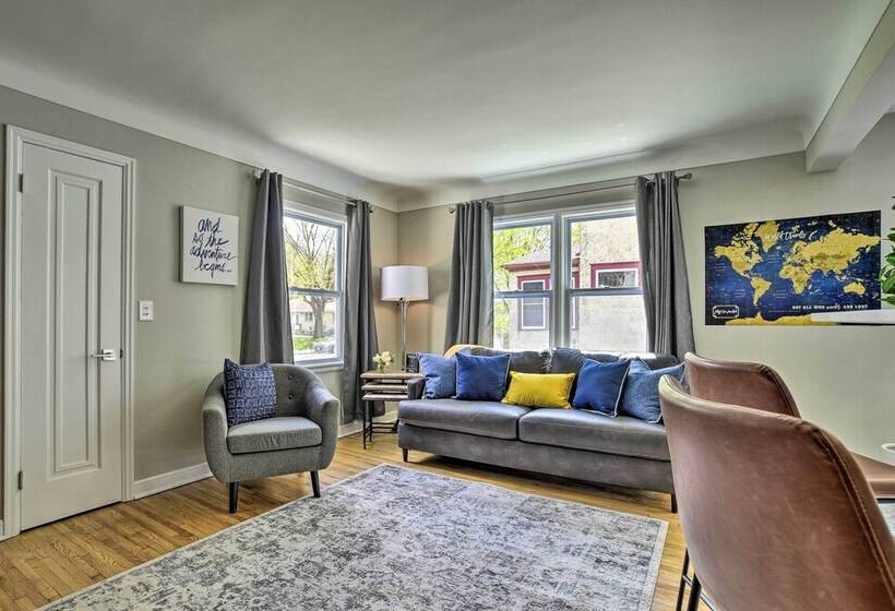 Cozy Home: Wifi, Parking, 5 Mi To Dtwn Mpls!