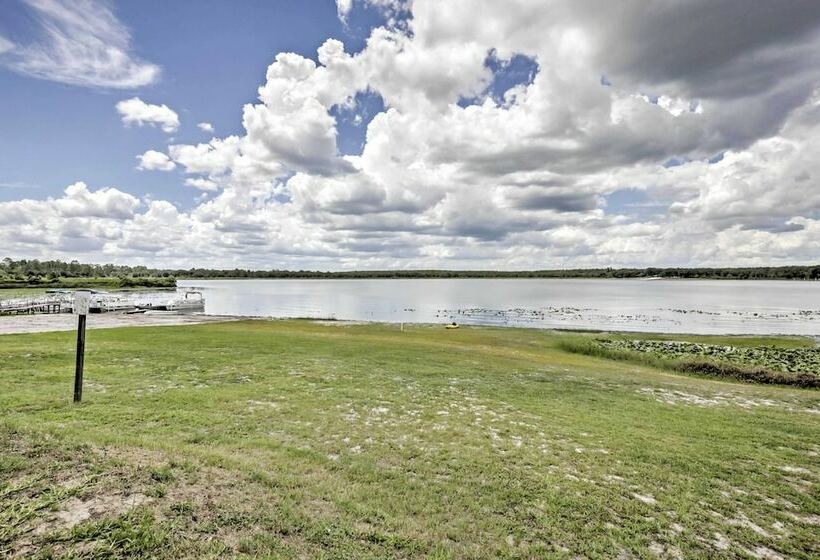 Cozy Lakefront Home In Ocala W/ Deck, Grill + A/c!