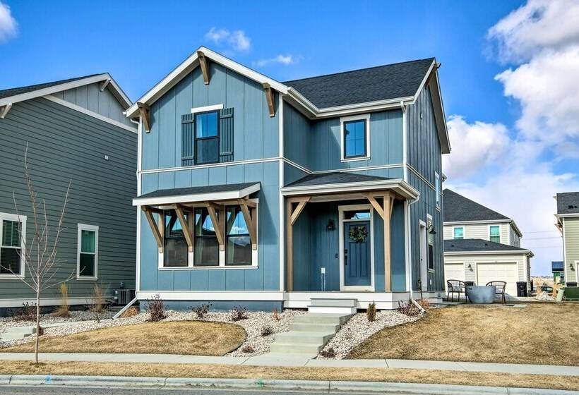 Cozy Montana Retreat W/ Patio & Fire Pit!