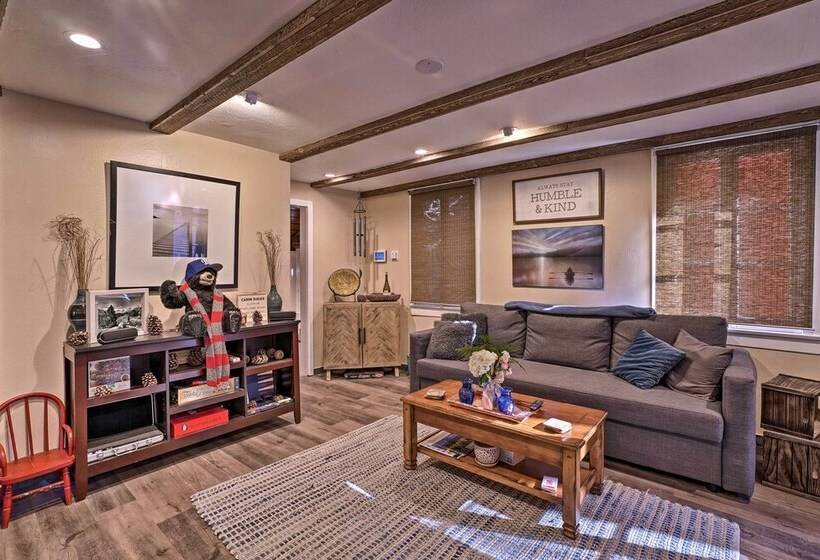 Cozy, Pet Friendly Mtn Cabin: 1 Mi To Lake Gregory