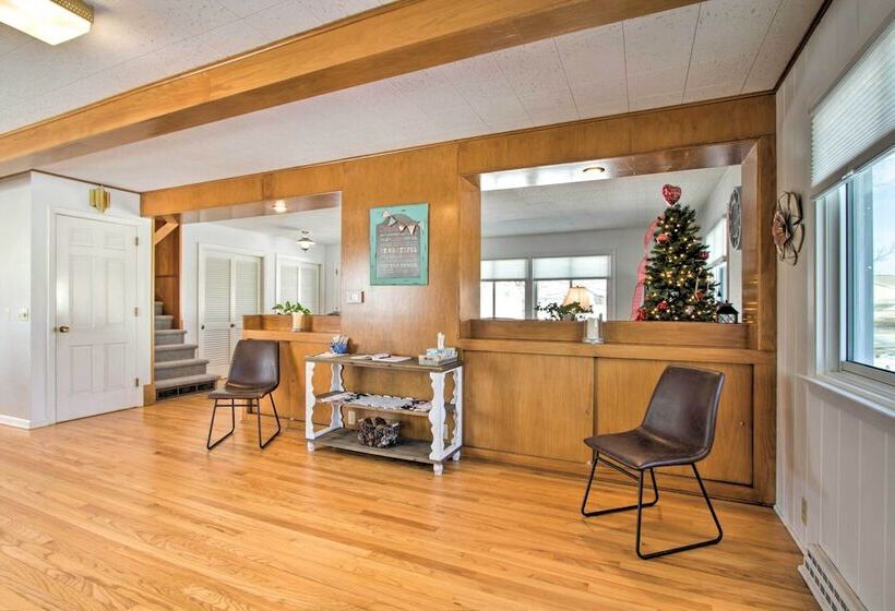 Cozy Postville Retreat W/ Fireplaces & Yard!