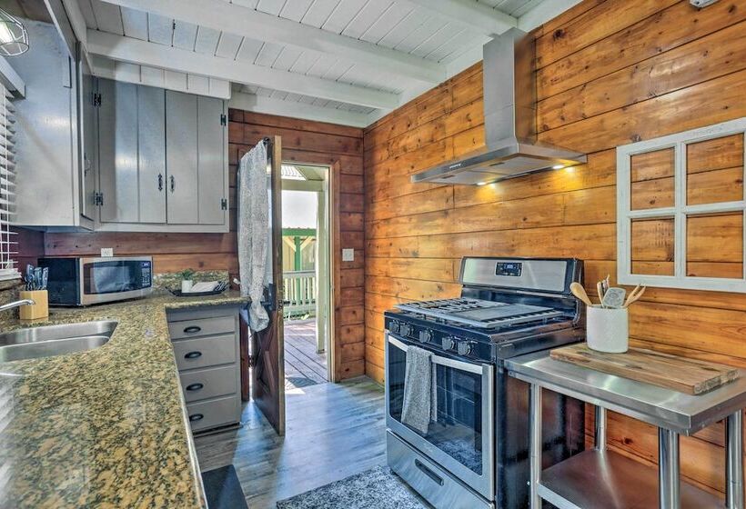 Half Mi To Shaver Lake: Cabin W/ Wraparound Deck