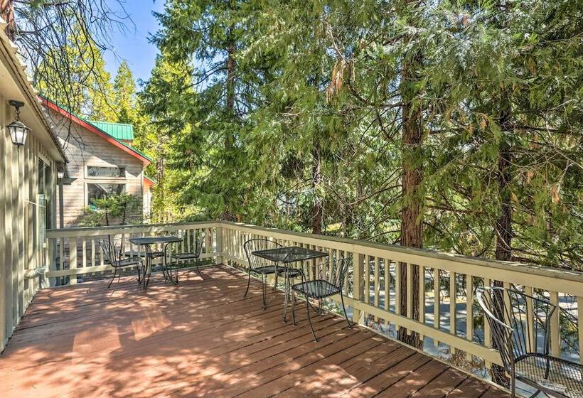 Half Mi To Shaver Lake: Cabin W/ Wraparound Deck