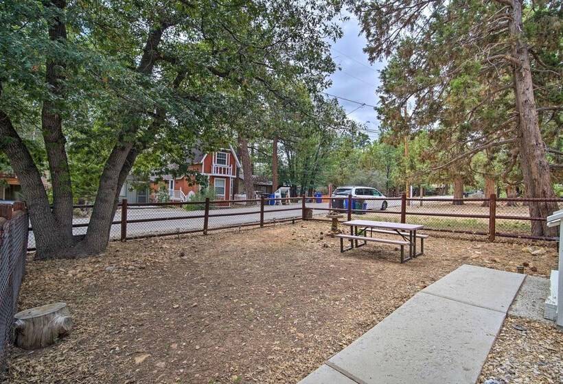 8 Mi To Big Bear Lake & Village: Sugarloaf Cabin!