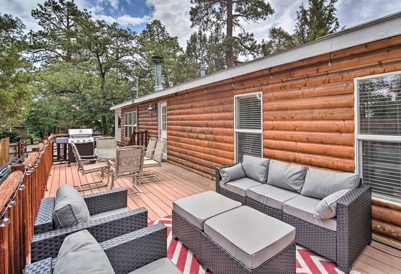 8 Mi To Big Bear Lake & Village: Sugarloaf Cabin!