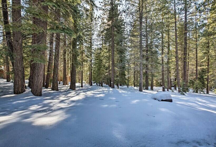 Cabin < 2 Mi To Tahoe Donner Downhill Ski Resort