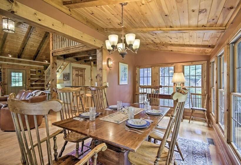 Creekside Berkeley Springs Cabin On 35 Acres!