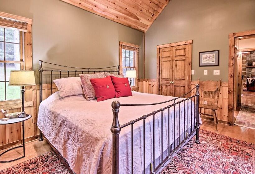 Creekside Berkeley Springs Cabin On 35 Acres!