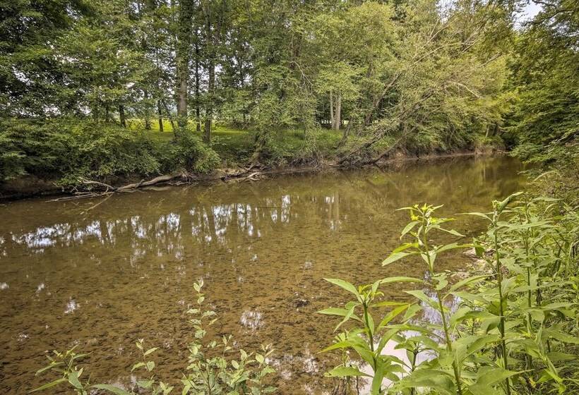 Creekside Berkeley Springs Cabin On 35 Acres!