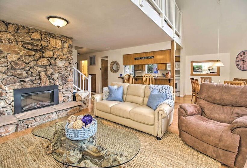 Creekside Chalet W/ Hidden Spa And Private Beach!