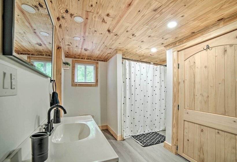 Creekside Ranch  W/ Porch ~ 2 Mi To Pkwy