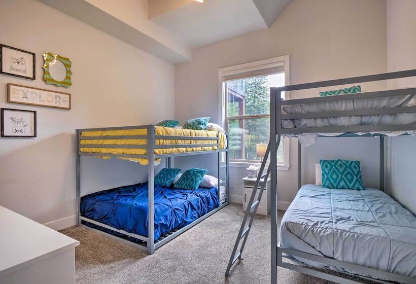 3 Mi To Ski Resort: Modern Breck Home W/ Hot Tub!