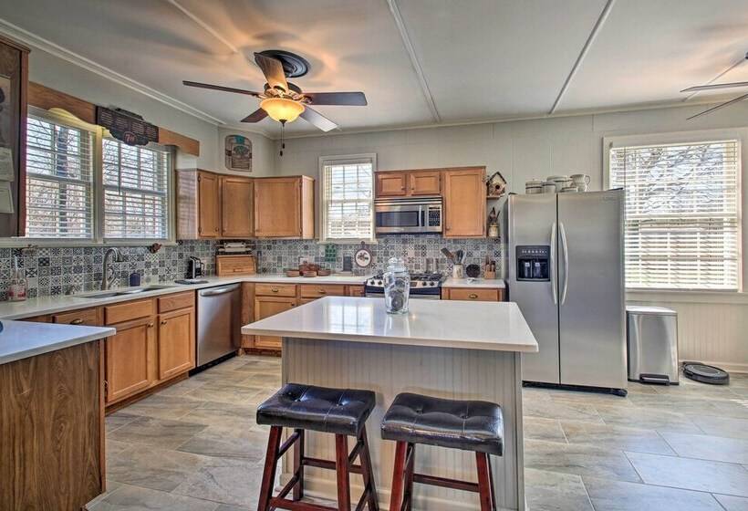 Delightful Retreat W/ Fireplace + Large Yard!