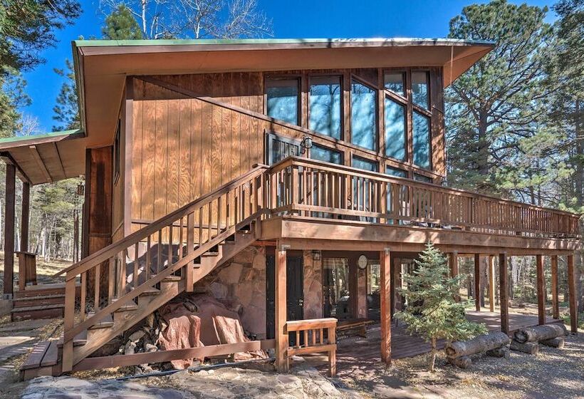 Deluxe Angel Fire Getaway, 4 Mi To Ski Slopes!