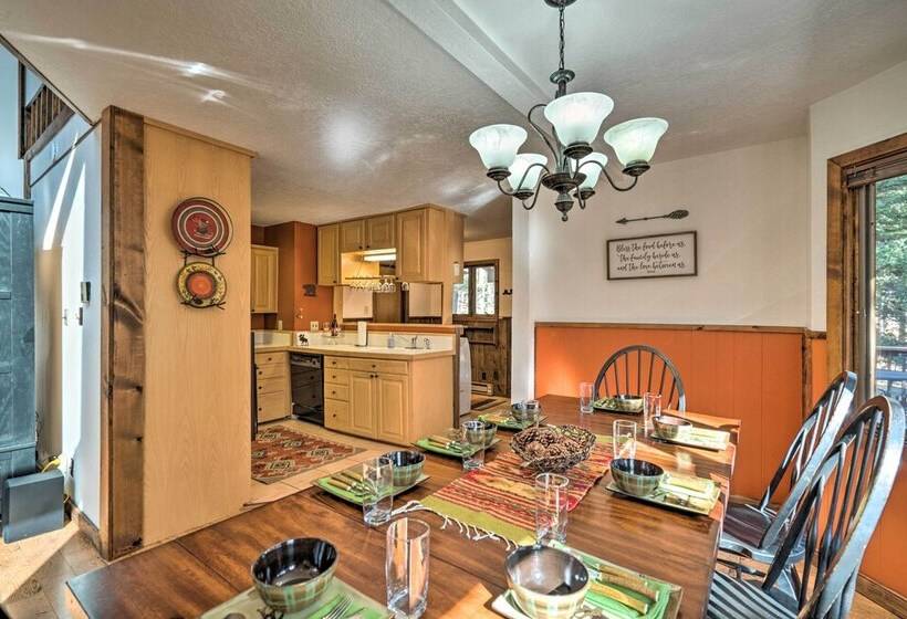 Deluxe Angel Fire Getaway, 4 Mi To Ski Slopes!