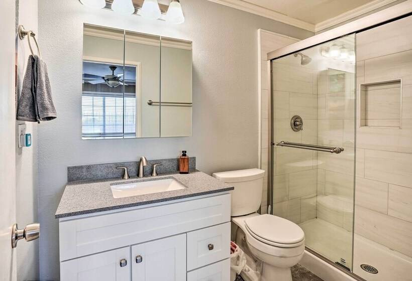 Deluxe Laguna Hills Home W/ Outdoor Oasis!