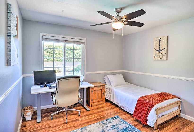 Deluxe Laguna Hills Home W/ Outdoor Oasis!