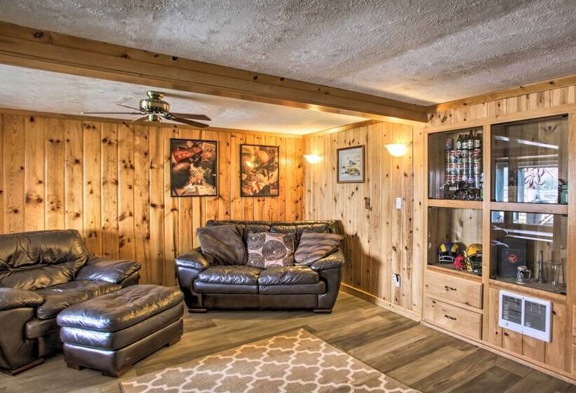 Diamond Lake Home W/ Dock Close To 2 Ski Resorts!