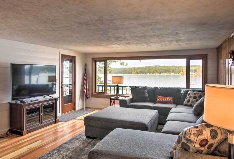 Diamond Lake Home W/ Dock Close To 2 Ski Resorts!