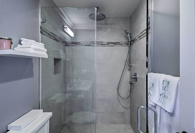 Discovery Bay Retreat W/ Balcony & Boat Dock!