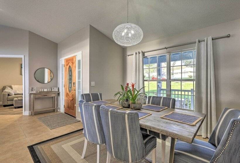 Dog Friendly Lake Home W/ Dock ~ 25 Mi To Disney!