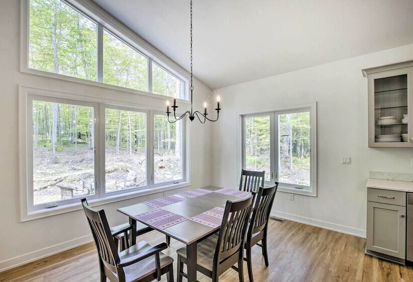 Door County Family Home: 3 Mi Whitefish Dunes