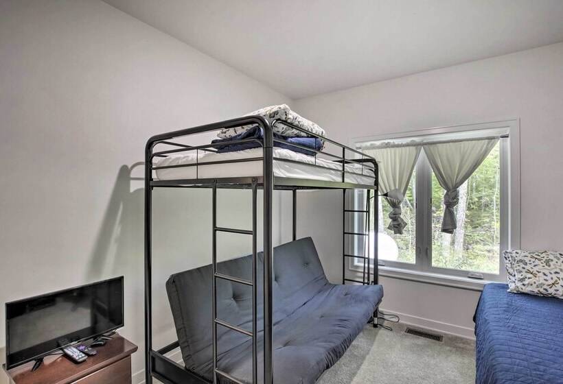 Door County Family Home: 3 Mi Whitefish Dunes