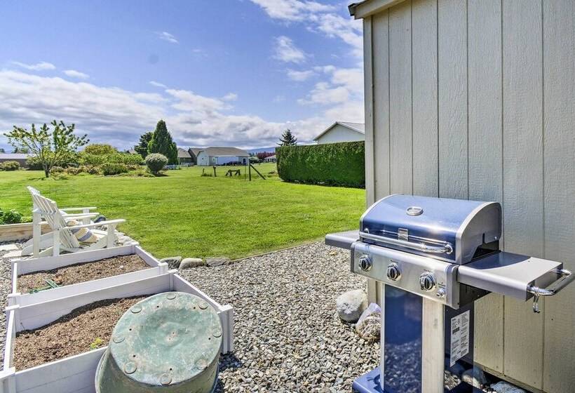 Dreamy Sequim Cottage Near Olympic Natl Park