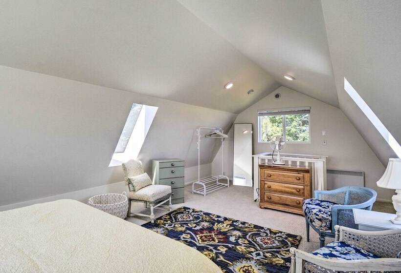 Dreamy Sequim Cottage Near Olympic Natl Park