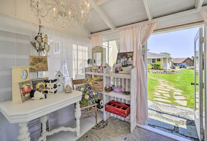 Dreamy Sequim Cottage Near Olympic Natl Park