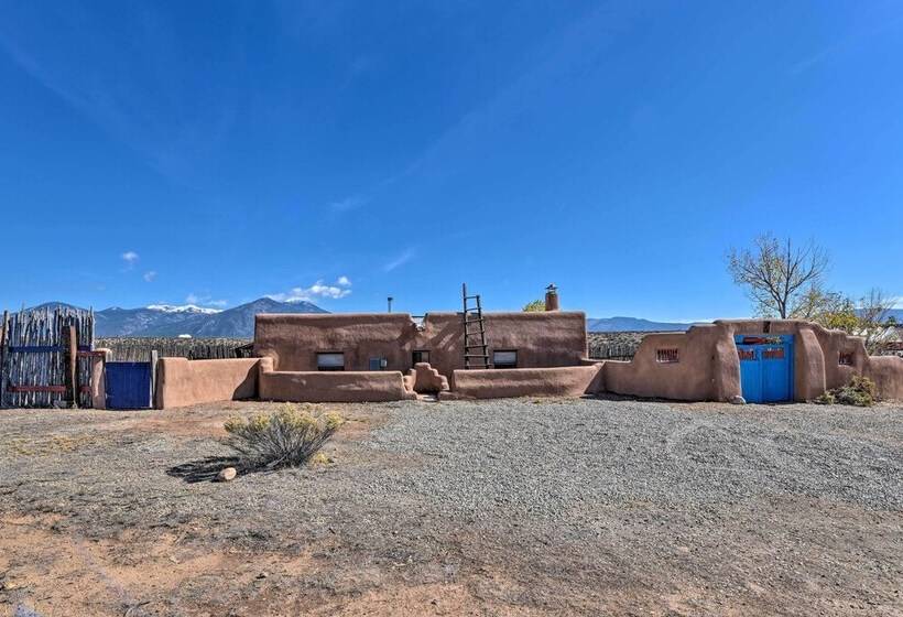 El Prado Adobe Home: Courtyard W/ Mountain Views!