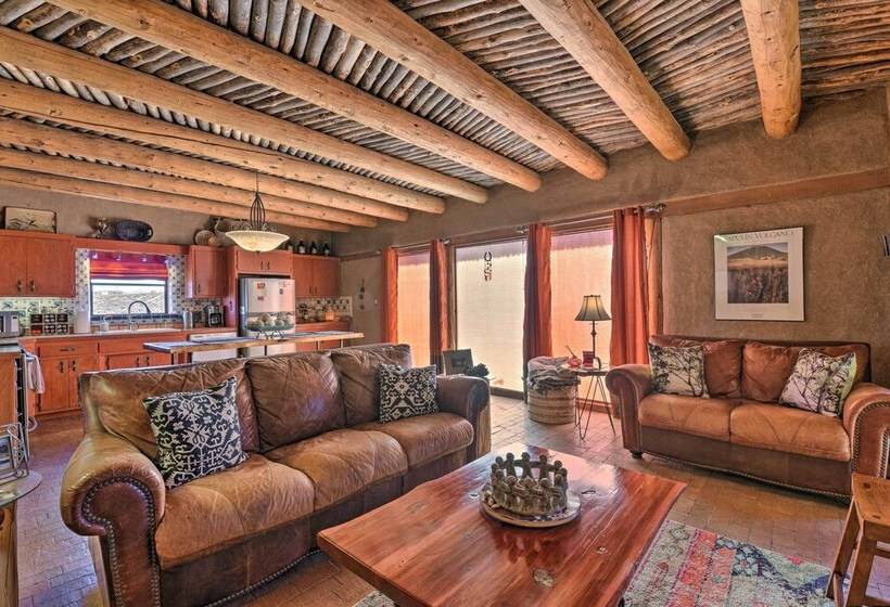 El Prado Adobe Home: Courtyard W/ Mountain Views!