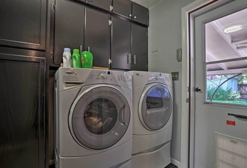 Englewood Retreat W/ Yard & Deck: Near Downtown!