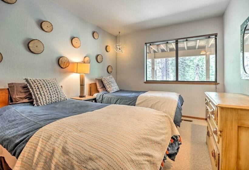 Expansive Truckee Cabin W/ Deck & Resort Amenities