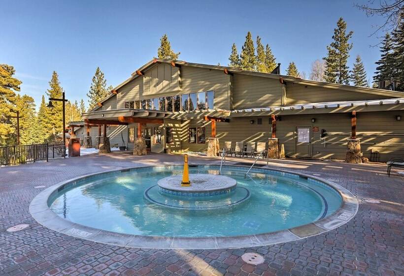 Expansive Truckee Cabin W/ Deck & Resort Amenities