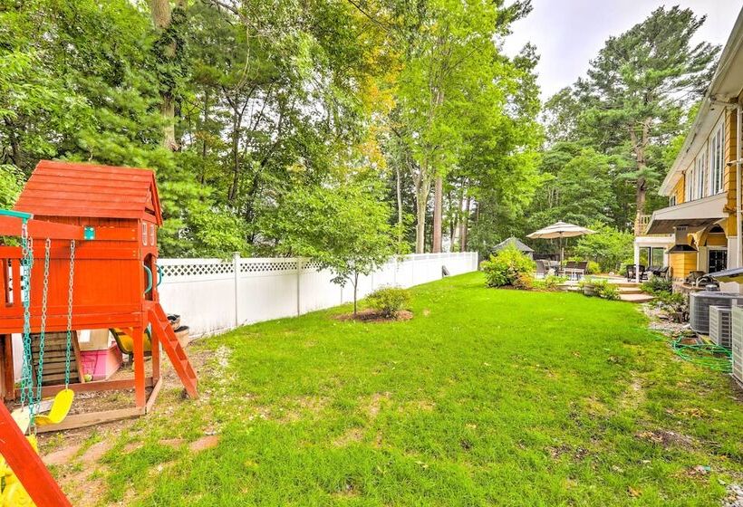 Extravagant Randolph Retreat W/ Private Pool!