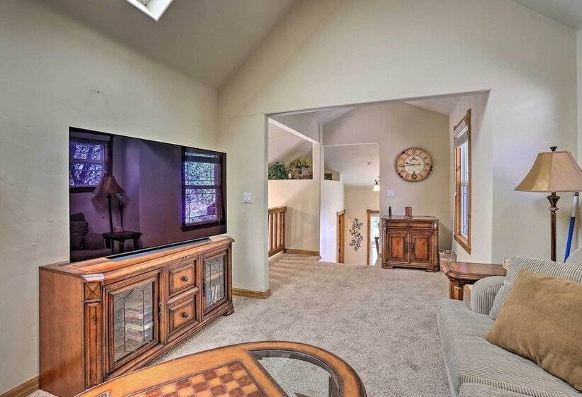 Family Cabin W/ Lake Arrowhead & Mountain Views!