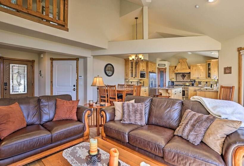 Family Cabin W/ Lake Arrowhead & Mountain Views!