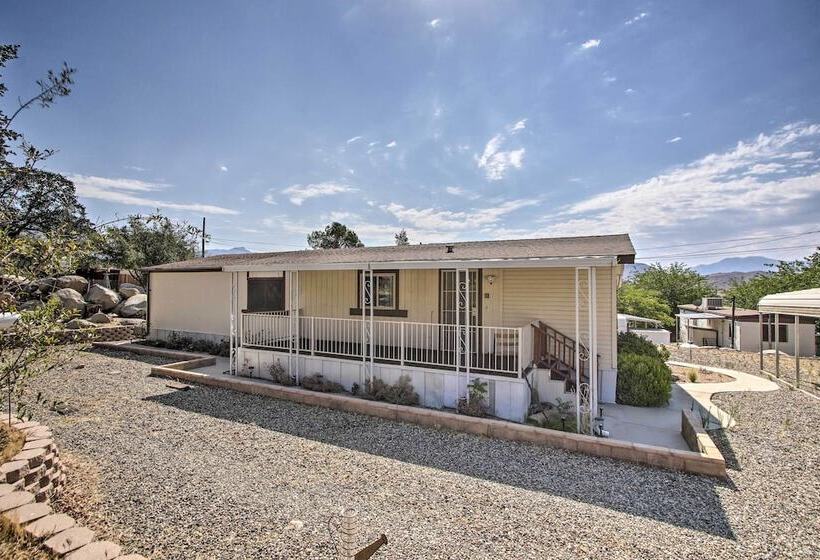 Family Friendly Home ~ 1 Mi To Kern River!